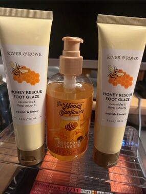 Honey Rescue Foot Glaze - Yellow Nourishing Foot Treatment